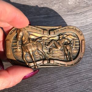 Small rodeo belt buckle 